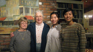 Top (from left): Kathy Boyce Morse ’66, Anne Ensworth Whitney ’58, Ziyan Zhou ’17, and Ngoc Vu ’17 enjoyed Thanksgiving dinner together; Bottom: Vu and Zhou help choose a Christmas tree.