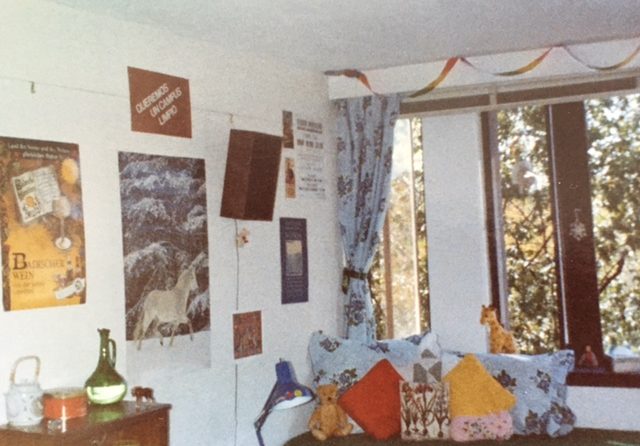 1837 1981: Single room on the top floor. Note the stereo speaker hanging on the wall and the absence of a laptop or personal computer of any kind. Submitted by Jody Phillips-Clark '82.